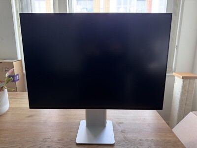 HUAWEI MateView 28.2 inch Monitor, 4k, Ultra-thin, 60 Hz, USB C, Silver