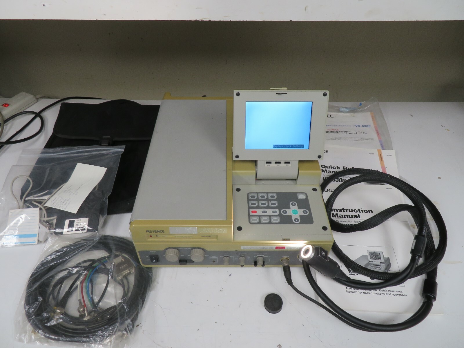 Keyence model VH6300 Portable HighDefinition Digital