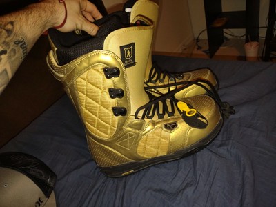 shaun white snowboard boots
