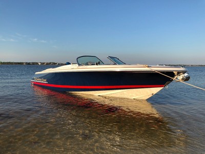 2005 Chris Craft Launch 25 and Custom Trailer
