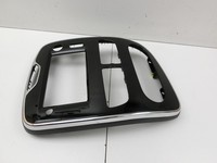 Renault Clio IV BH 12-16 Blende Einbaurahmen Renault Clio IV BH 12-16 23.12.2013 682607616R gebraucht Vorschau 2