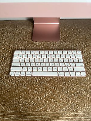 Genuine Apple MagicKeyboard with Touch ID for M1 Macs Pink Genuine Apple MagicKeyboard with Touch ID for M1 Macs Pink