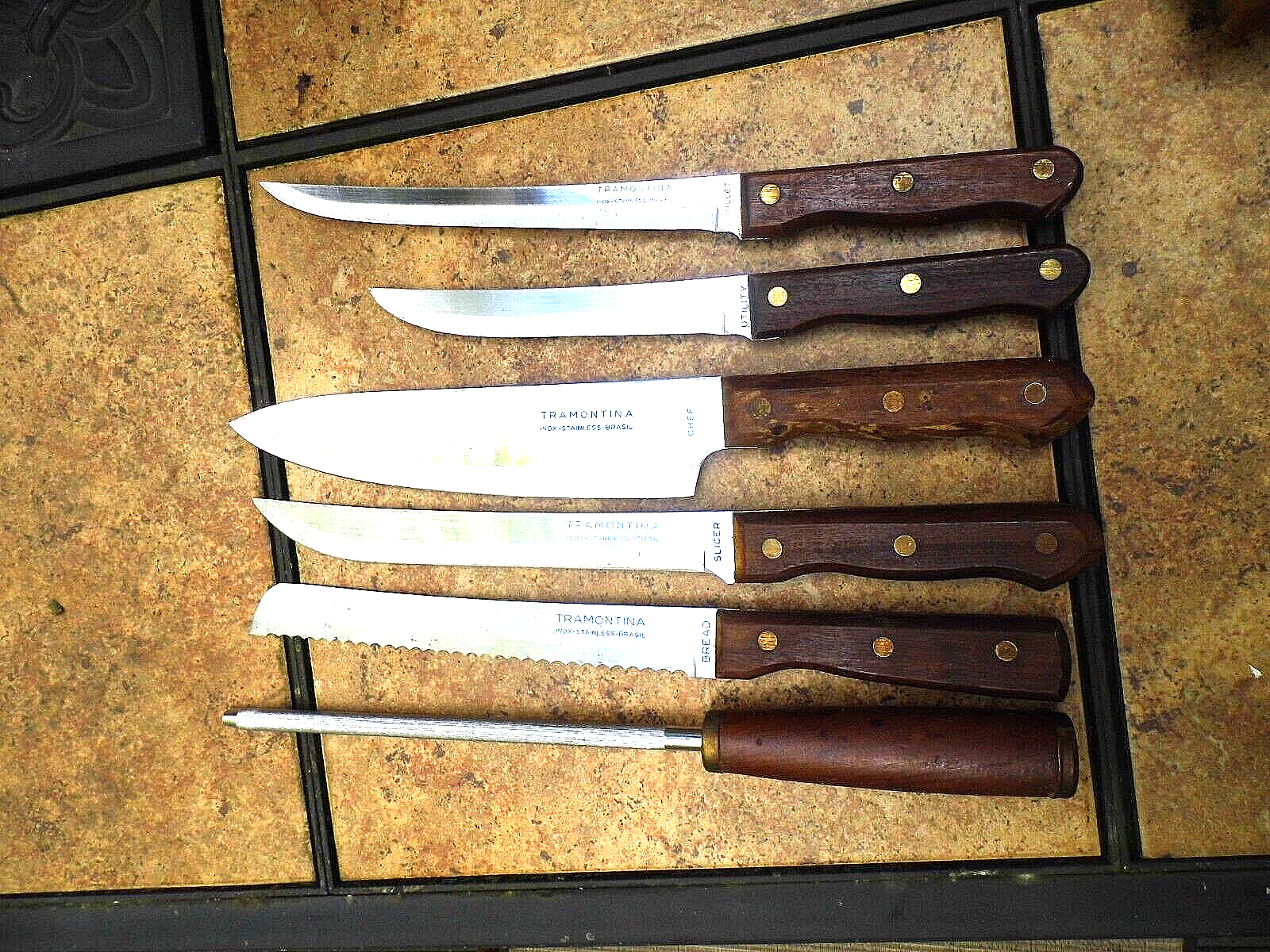 - 11 Pieces Plus  Sharpener And Wood Block Holder