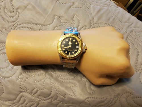 Vintage Zodiac Professional #206.69.59 Two-Tone 200M Quartz