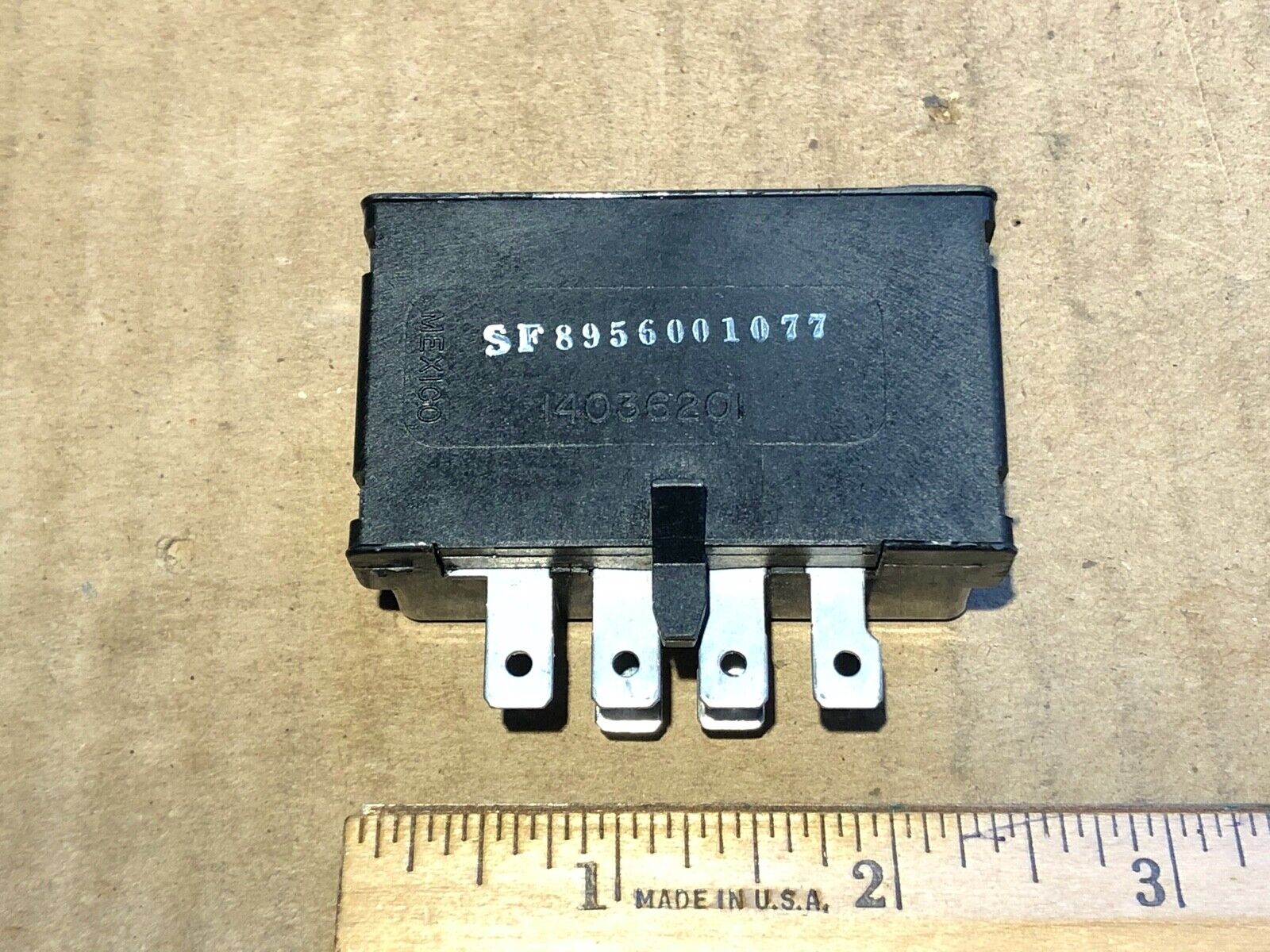 Jeep Cherokee XJ Comanche MJ Seatbelt Warning Buzzer Black Jeep Cherokee XJ Comanche MJ Seatbelt Warning Buzzer Black