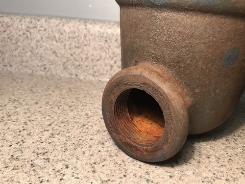 Queen  45CC Cast Iron Farm Well Pump - Water Diverter Cup ~ Lot Of 2- Barn Find!