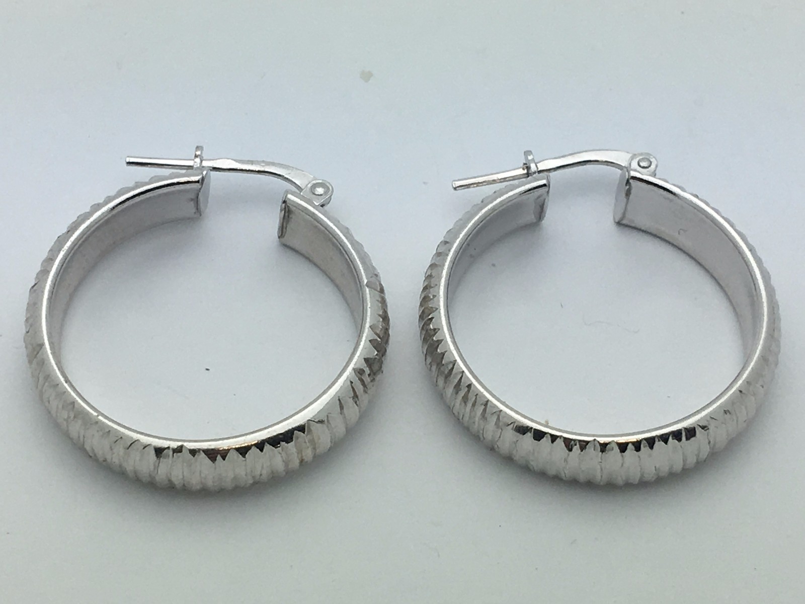 925 Sterling Silver Solid Round Hoop Loop Earrings 1" 5mm 5.2 grams eBay
