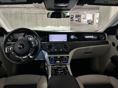 image 10 of interior