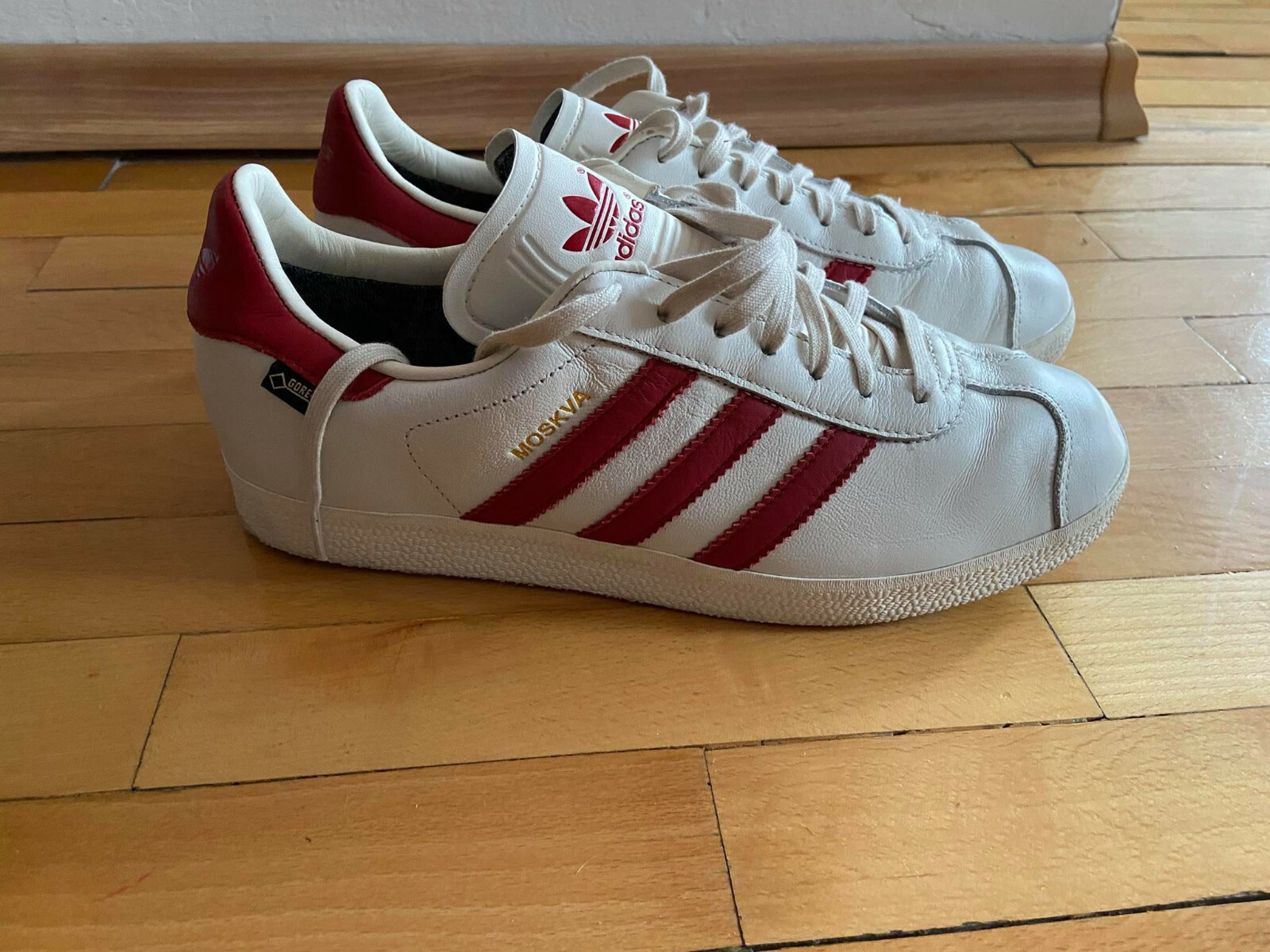Купить adidas gazelle red black (Обувь 