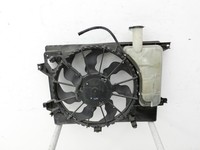Kia Ceed JD 12-15 GDI 1,6 99KW Lüfter Ventilator f. Kühler Kia Ceed JD 12-15 28.03.2013 252311P390 gebraucht Vorschau 5