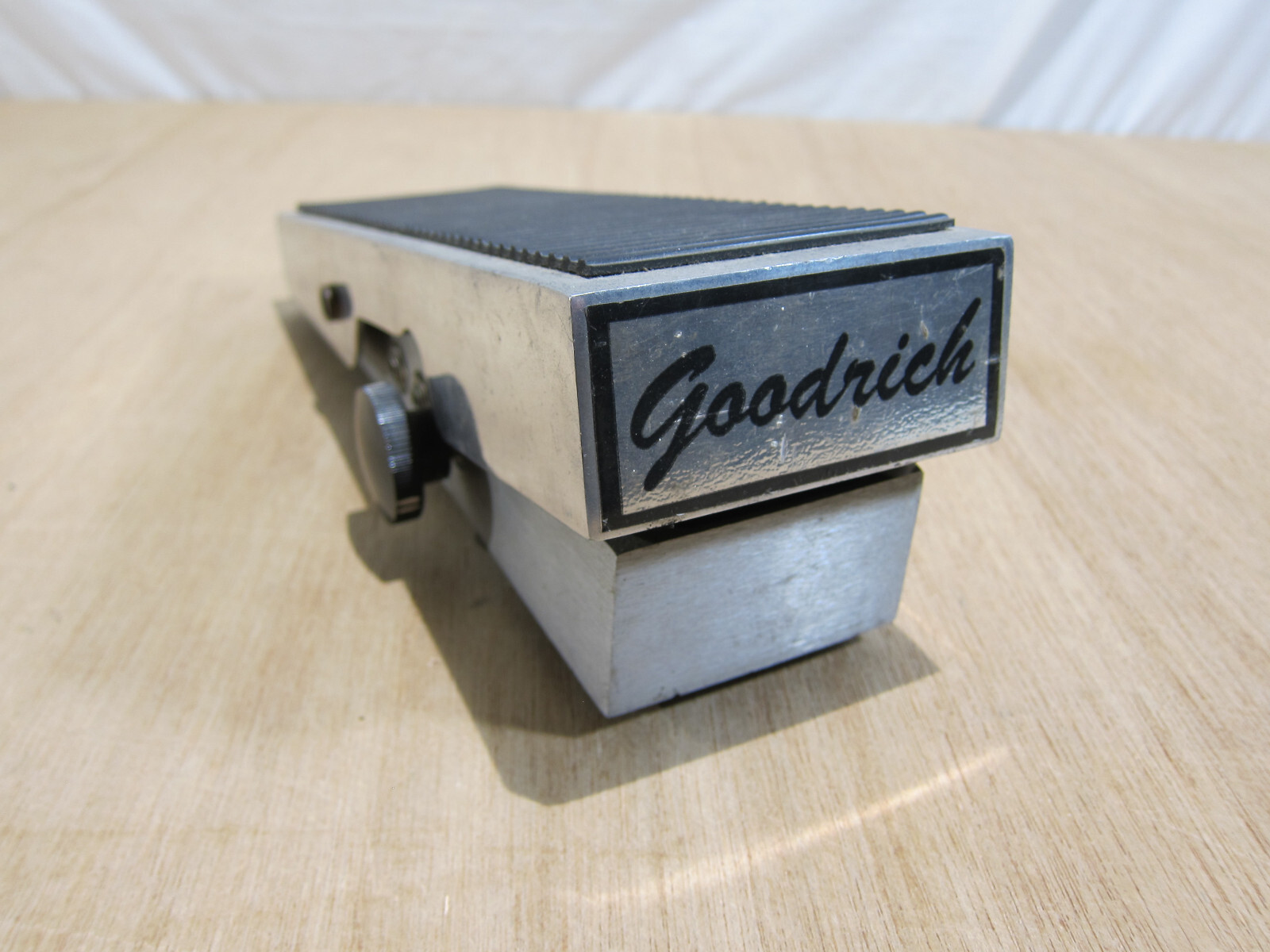 Goodrich ボリュームペダル MODEL 122