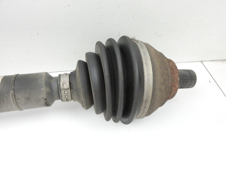 VW Passat 3G 14-19 TFSI 1,8 131KW Autom Antriebswelle Gelenkwelle Rechts Vorne VW Passat 3G 14-19 11.04.2016... Bild 3
