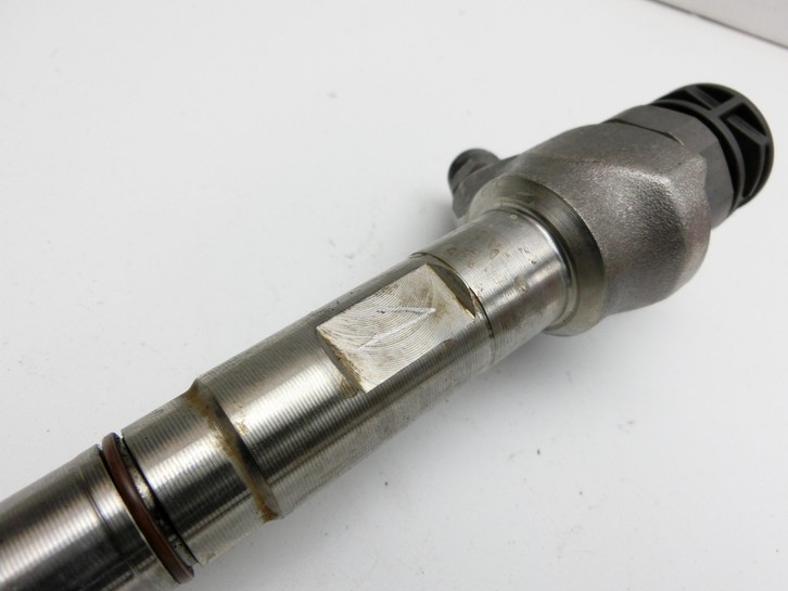 Audi A4 8W 19-24 TDI 2,0 Injektor Einspritzdüse Pumpedüse Zyl.1 Audi A4 8W 19-24 27.01.2020 05L130277J 0445110876... Bild 4