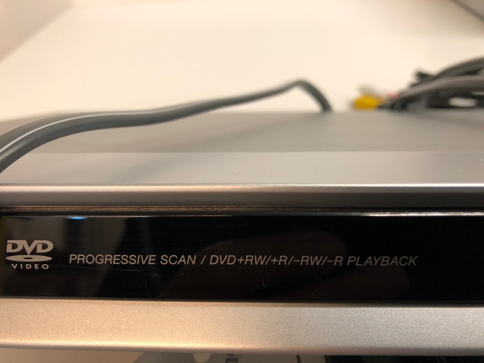 Sony Progressive Scan DVP-NS57P DVD Player Tested Works Nicely Cords Included