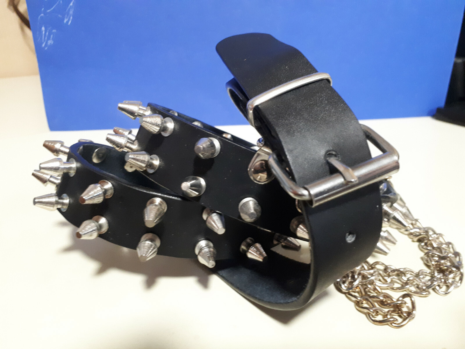 Spitznieten Leder Gürtel Nietengürtel Kette Gothic Punk Rock Party 120 cm Unisex