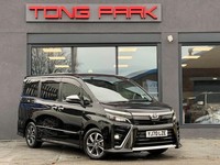 Toyota Voxy ZS Kirammeki III 2.0 Auto 8Seater MPV Petrol Automatic