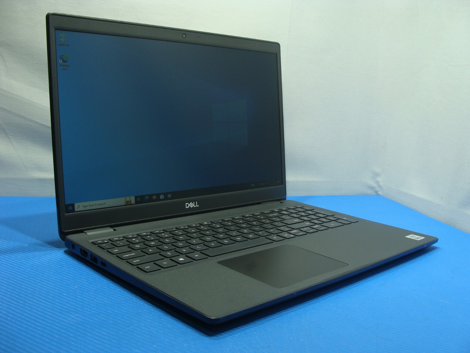 ⁄ 0 Latitude Dell - Core i5 10210U | 16GB SSD Overview, Specs GHz