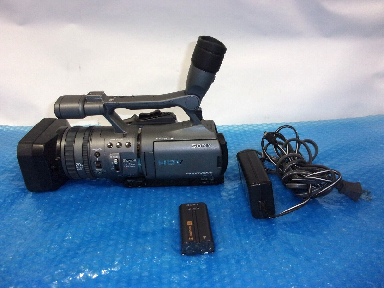 ビデオカメラ b54a96tn SONY HDV 1080i MiniDV HVR-A1J? Camcorder 1080i |