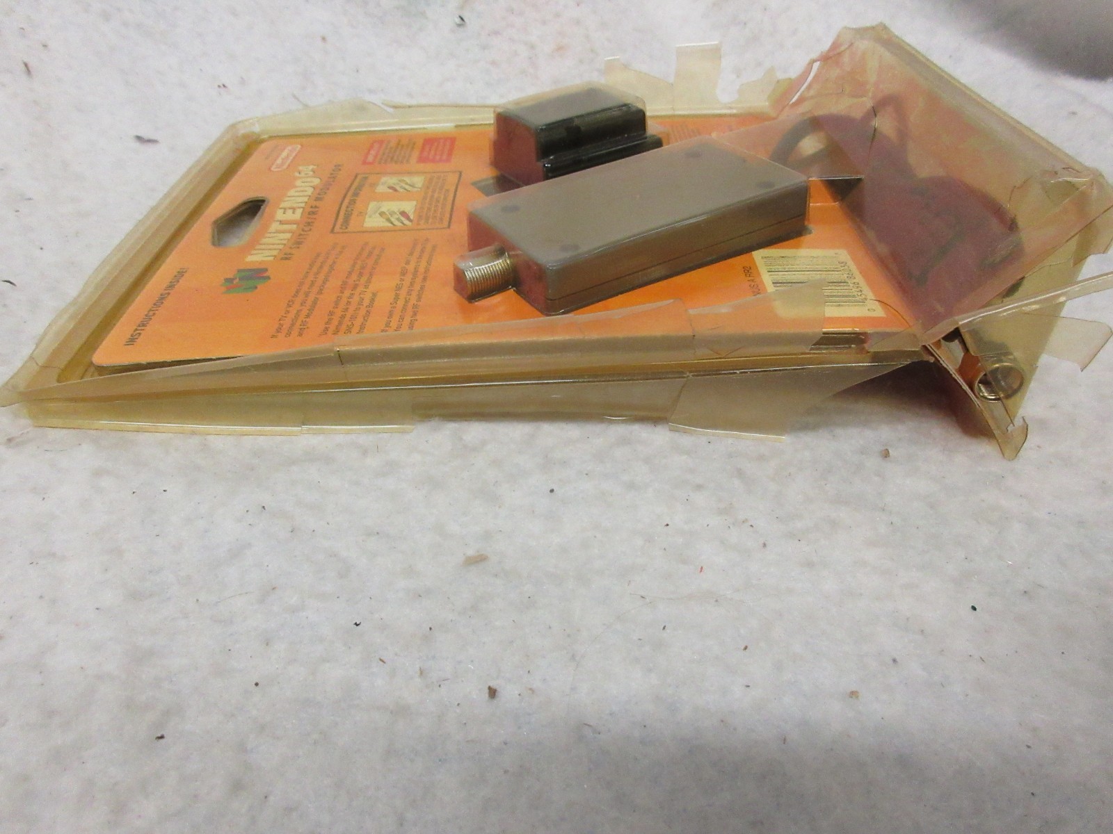 RF Switch/RF Modulator for Nintendo 64 N64 Official OEM NEW Sealed Blister Pack