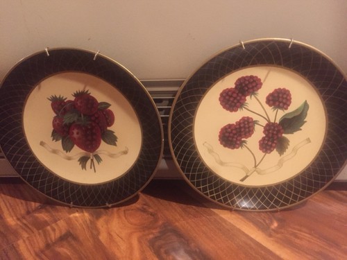 Raymond Waites Decor Plates