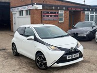 2016 Toyota AYGO 1.0 VVT-i x-play Euro 6 5dr HATCHBACK Petrol Manual