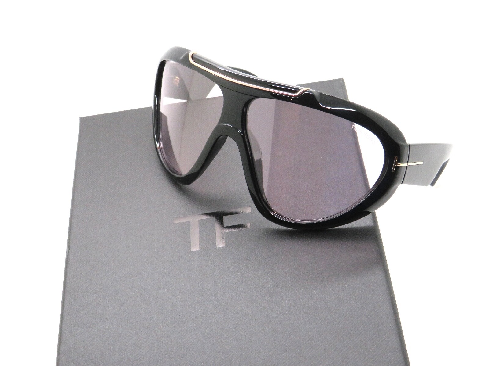 Pre-owned Tom Ford Linden Ft 1094 01v Black/violet Photochromic Ski Shield Sunglasses In Purple