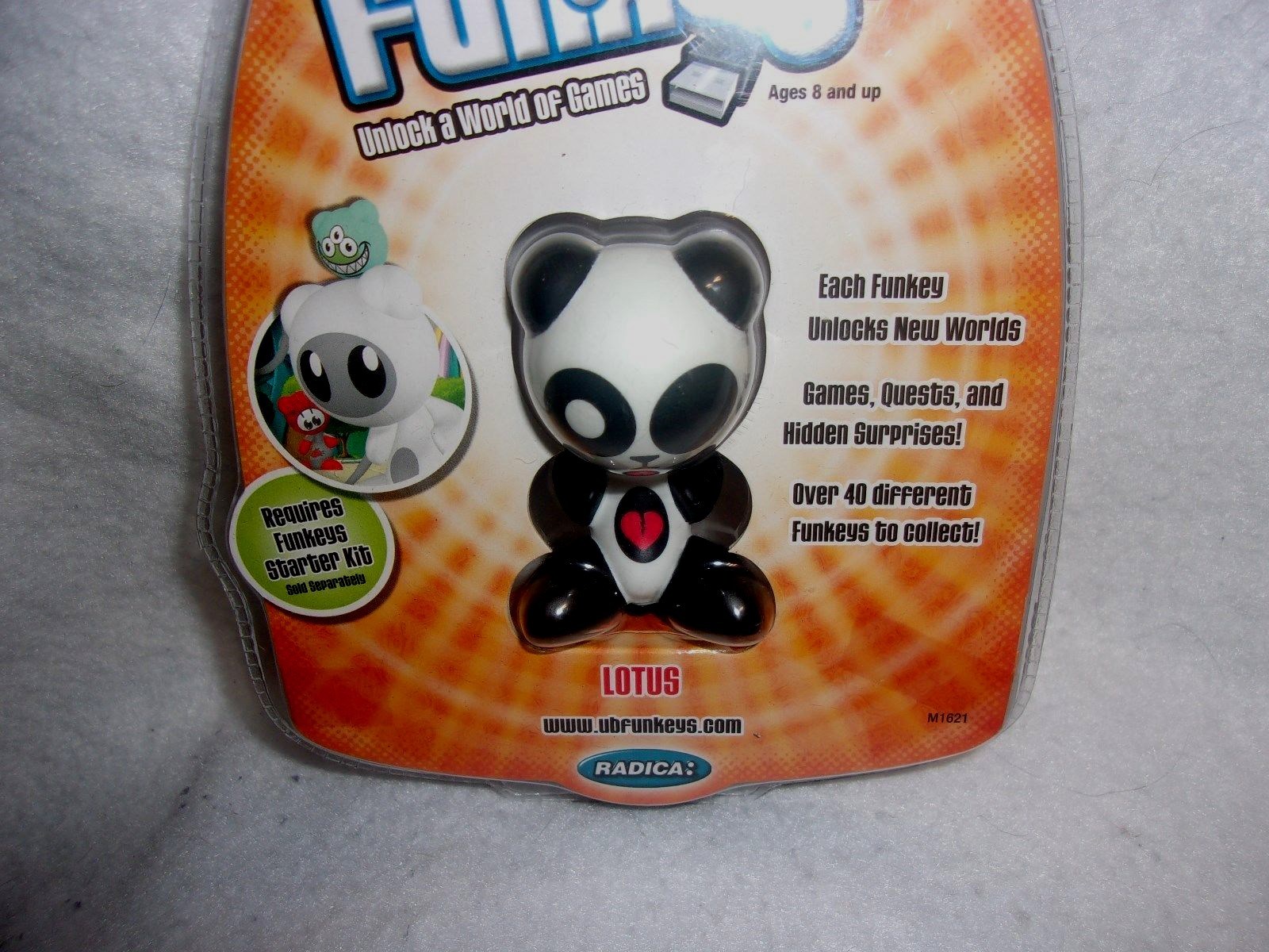 2007 Mattel/ U.B. Funkeys Lotus The Bear~M162~New In Package!!