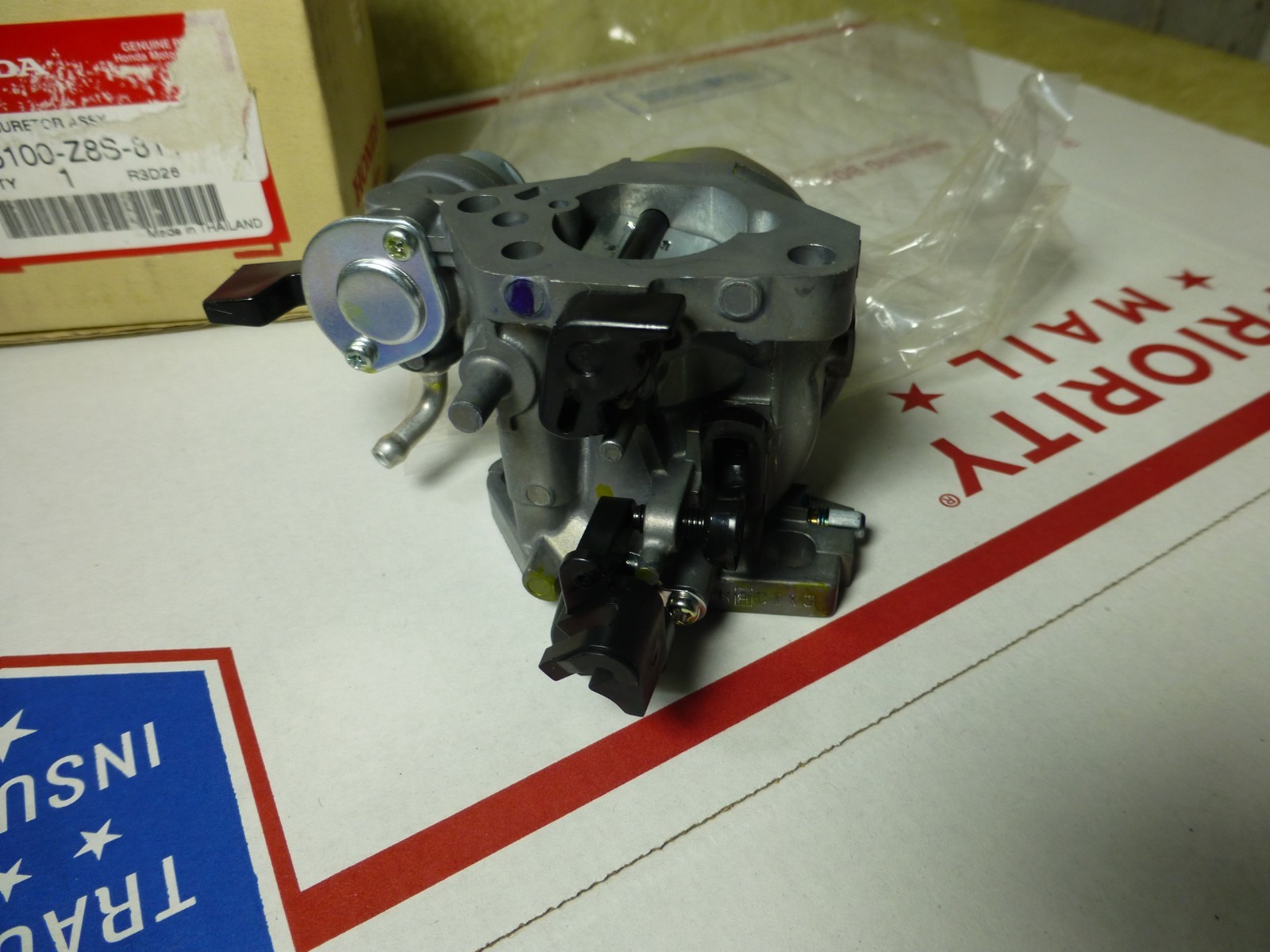 Honda Carburetor 16100-Z8S-811