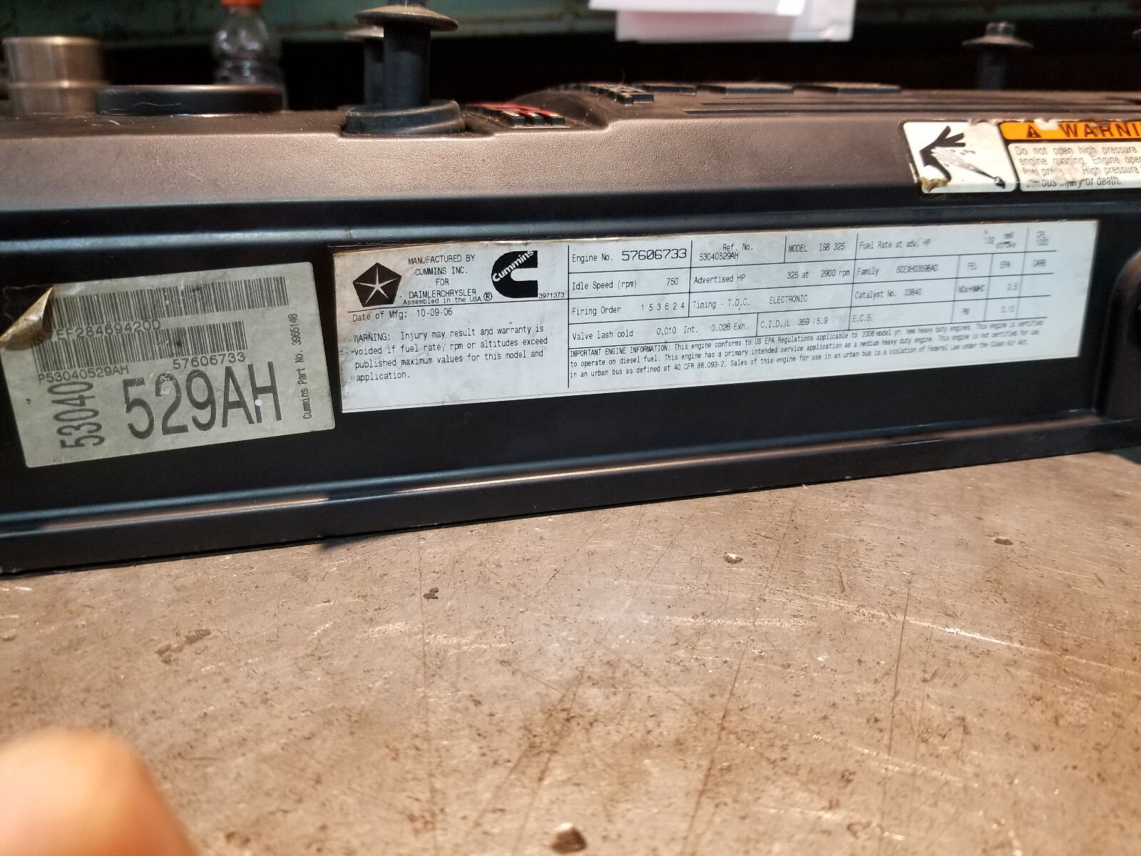 Dodge Ram 5.9L Cummins USED VALVE COVER ASSEMBLY 2005-07 4931453 4931454 REV01 - Picture 7 of 11