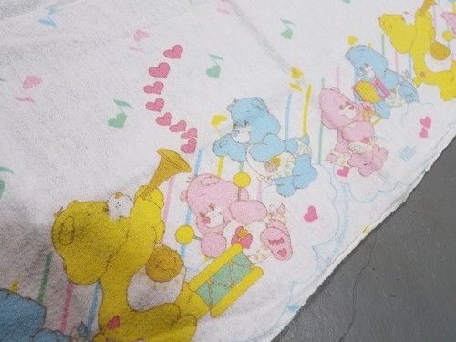 Vtg Care Bears flannel baby Blanket 80s Nursery pastel Musical receiving crib