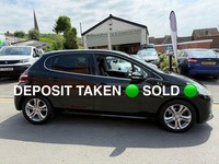 2014 Peugeot 208 1.2 VTi PureTech Allure Hatchback 5dr Petrol Manual Euro 5 (82 