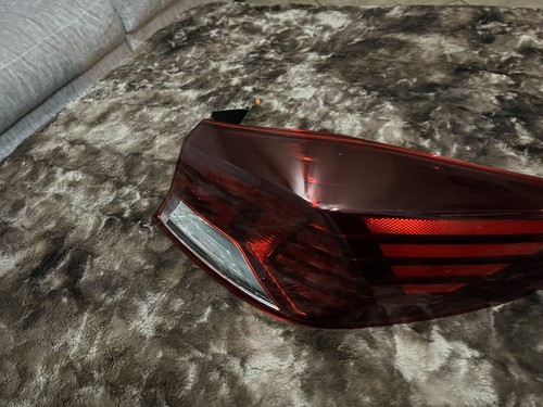 Foto dell'oggetto di un acquirente verificato