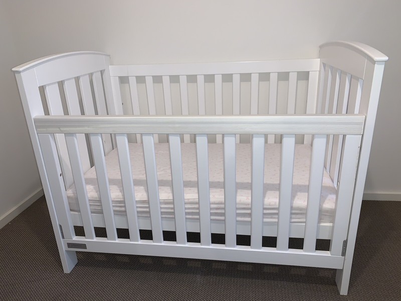 baby bunting tasman eco bassinet