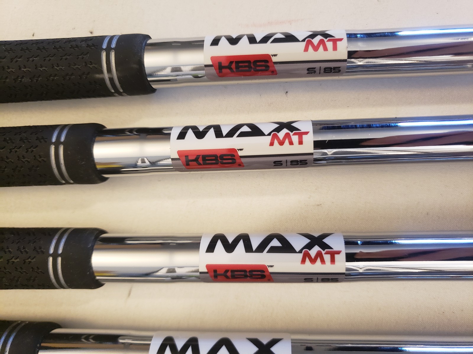 New TaylorMade Stealth HD Iron Set (5-PW, AW, SW) 8 Irons - KBS MAX MT 85 Stiff