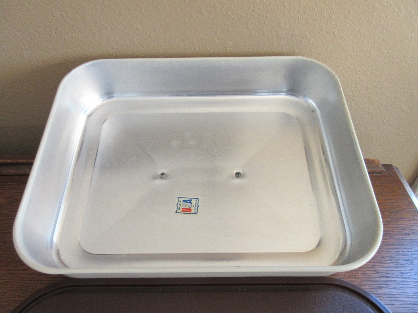 Retro KROMEX Metal & Plastic Rectangular Cake Carrier Taker, Sand & Brown, HTF