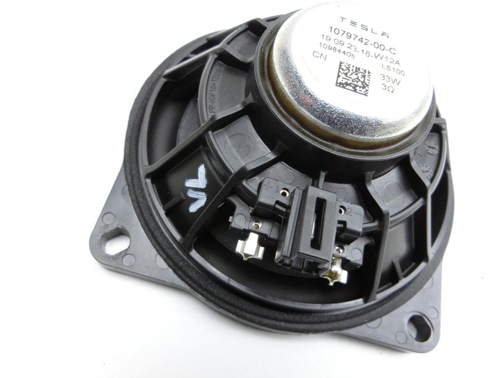 Tesla Model 3 LR Highland Lautsprecher Links Vorne Tesla Model 3 LR Highland 16.01.2024 1079742-00-C gebraucht Vorschau 5