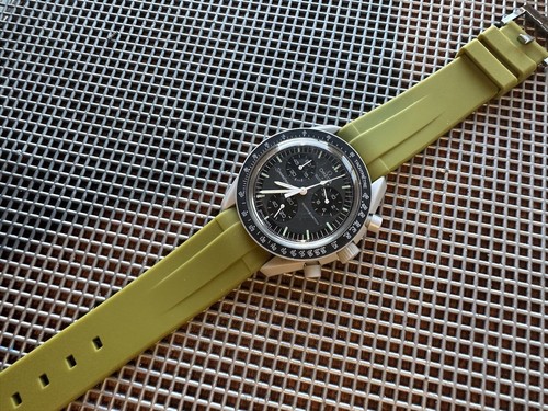 20mm Olive GREEN silicone rubber SWATCH moonswatch mission jupiter Saturn sun