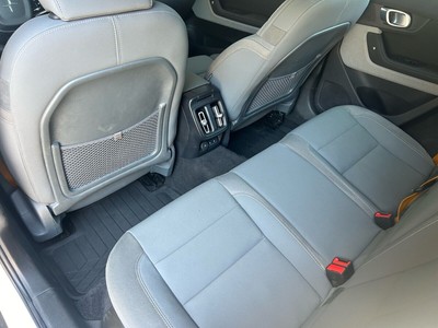 image 11 of interior