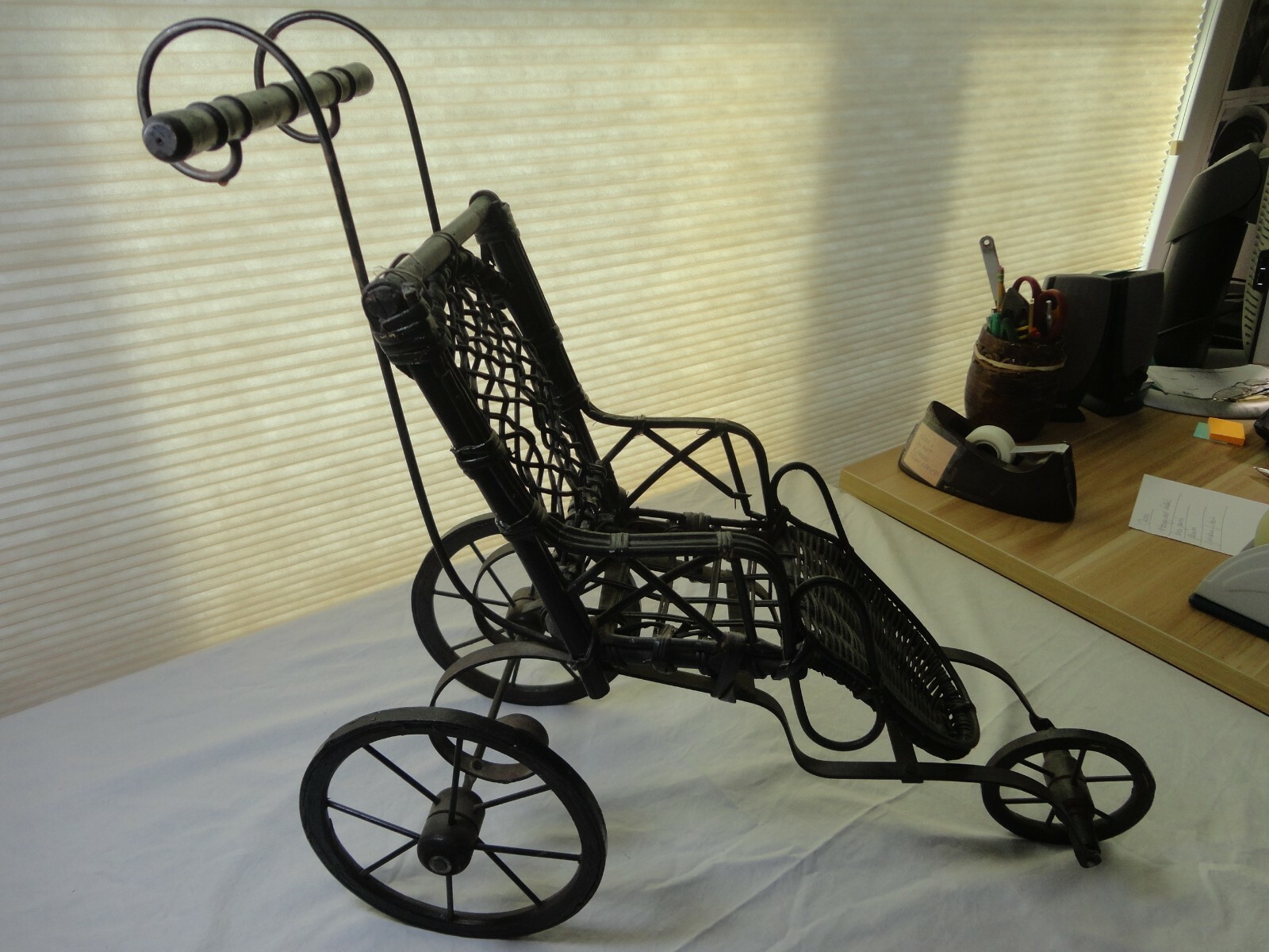 Baby Doll Pram Buggy Wood Victorian Style 1900s Wicker Carriage ornate Stroller