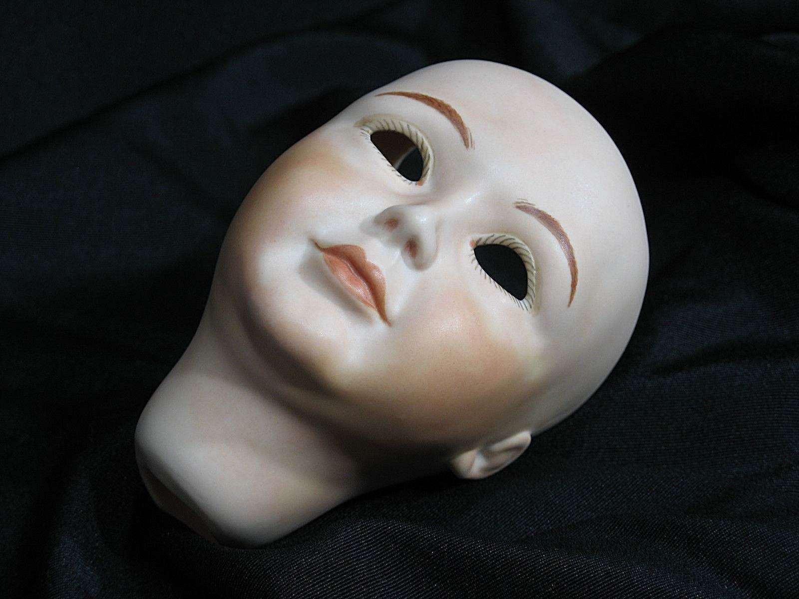 Vintage Bisque Porcelain Doll Head Baby Child 4 inches tall NOS