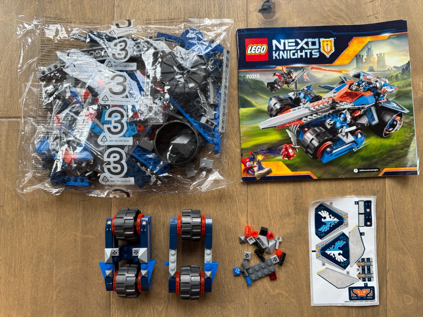 nicho★⑥ Lego Nexo Knights 70315 Clays Rumble Blade Incomplete (Parts