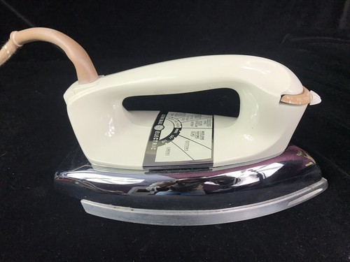 Vintage General Electric GE Wash And Wear Dry Iron W/ Original Box, Works Great