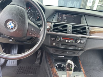 image 8 of interior