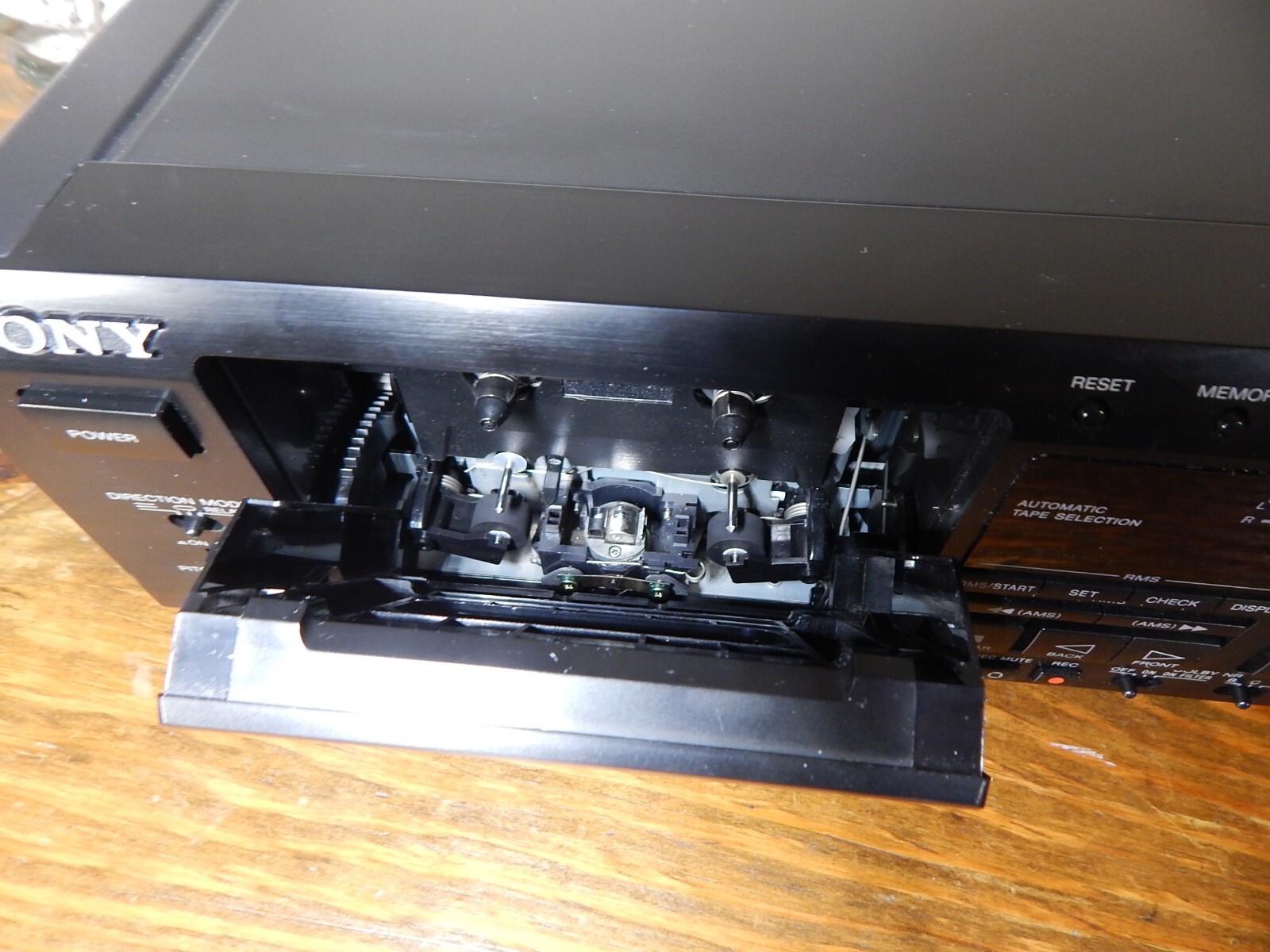 Sony TC-WE805S Dual Cassette Deck With Dolby B,C,S Sony TC-WE805S Dual Cassette Deck With Dolby B,C,S