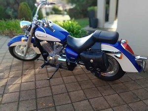 Honda shadow vt 400