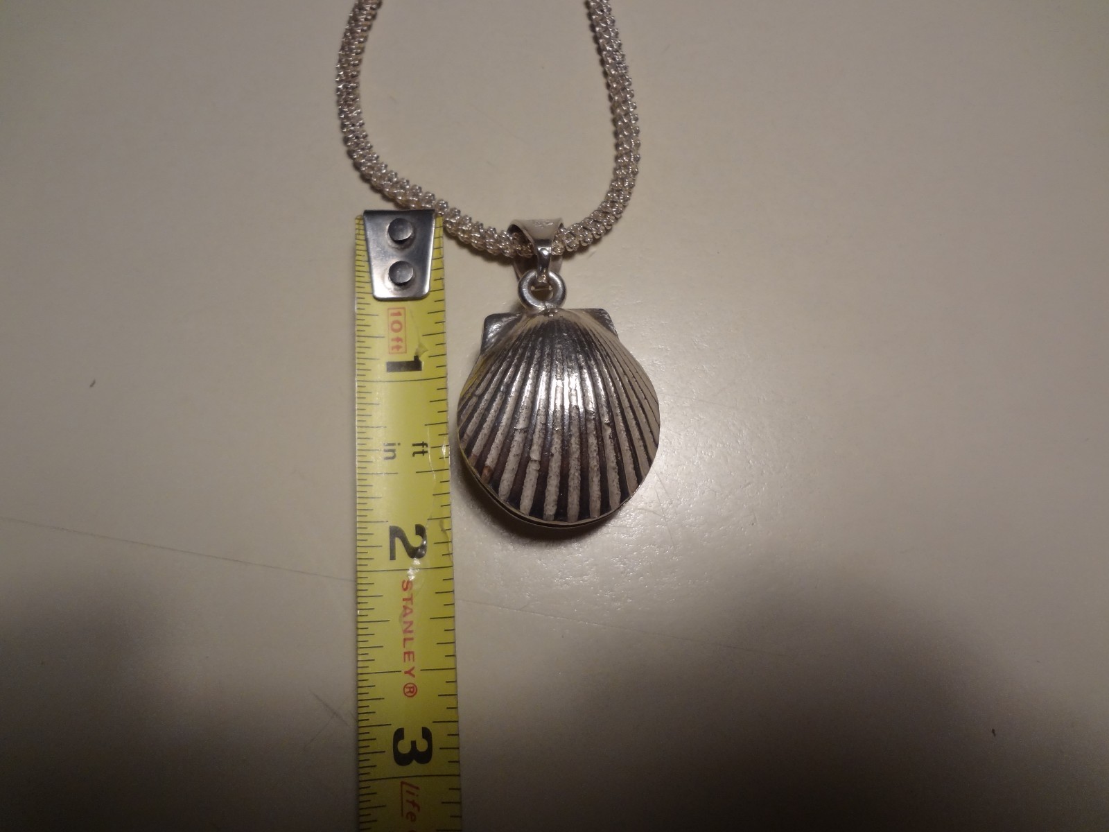 #141 VINTAGE STERLING SILVER MEXICO SHELL RATTLE PENDANT-STERLING  925 NECKLACE