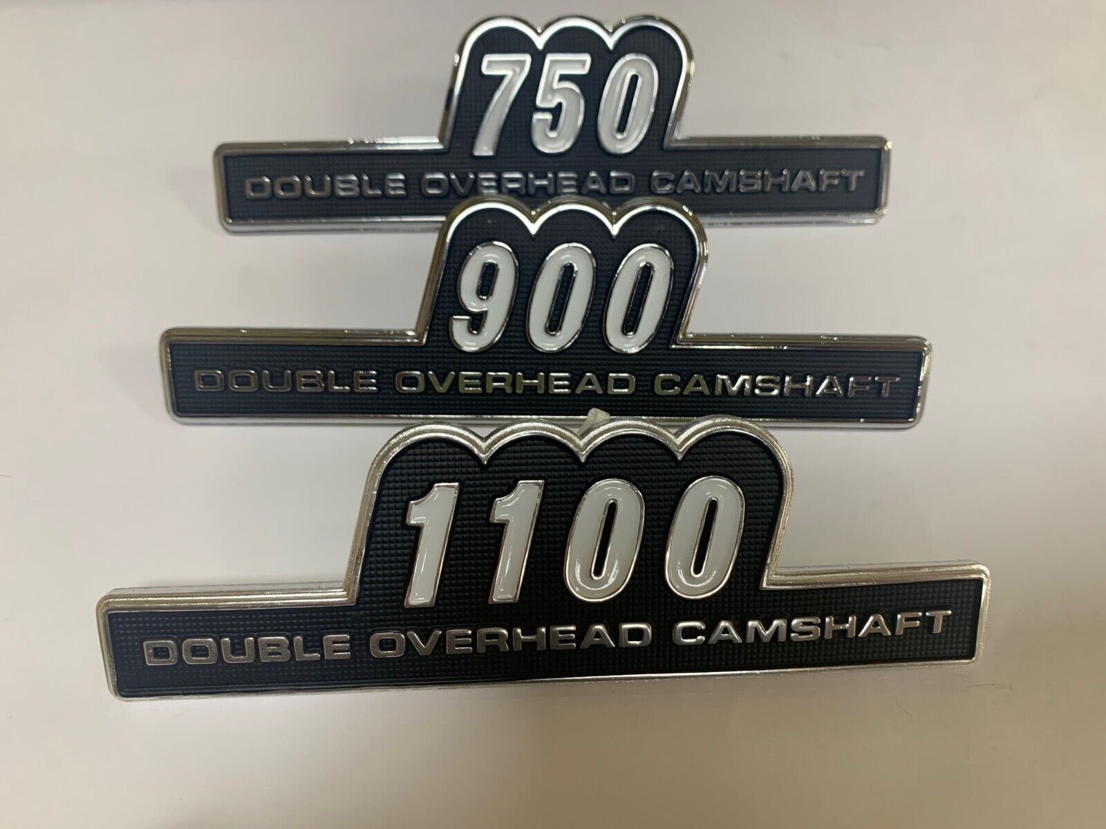 PAIRS OF SIDE BADGE EMBLEM KAWASAKI Z1/Z900 KAWASAKI# 56018 PAIRS OF SIDE BADGE EMBLEM KAWASAKI Z1/Z900 KAWASAKI# 56018
