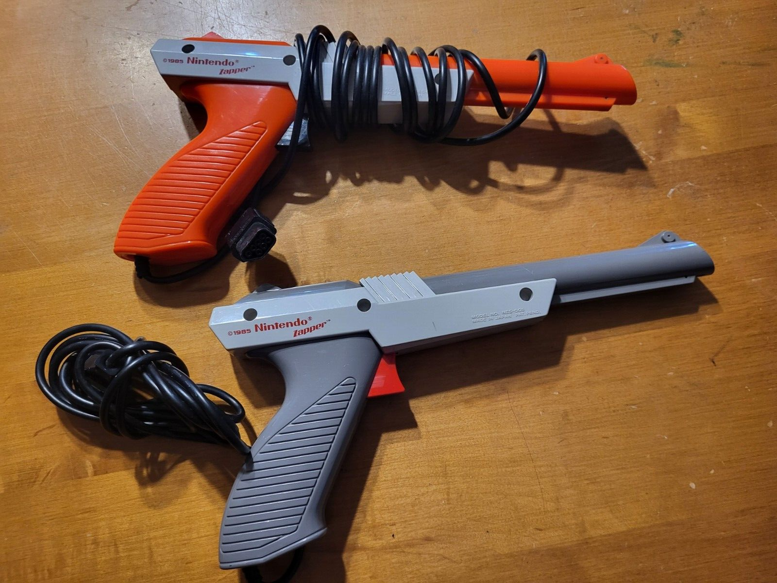 その他 NES Zapper Official OEM Nintendo NES Zapper Light Gun Controller NES