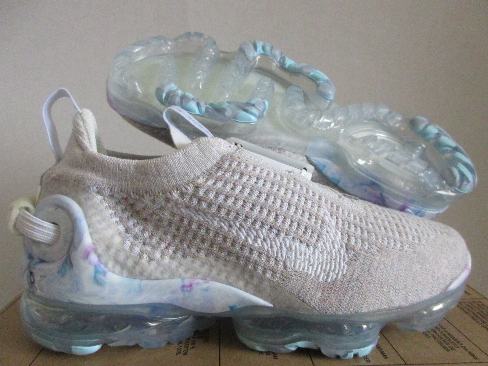 NIKE AIR VAPORMAX 2020 FK FLYKNIT WHITE MENS SZ 4-WOMENS SZ