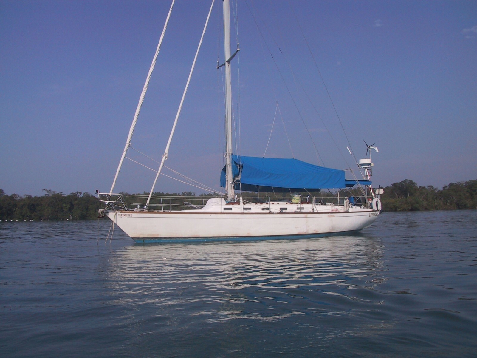 Sailboat Tartan 42